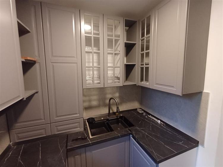 Apartament cu 3 camere decomandat, mobilat în Bularga