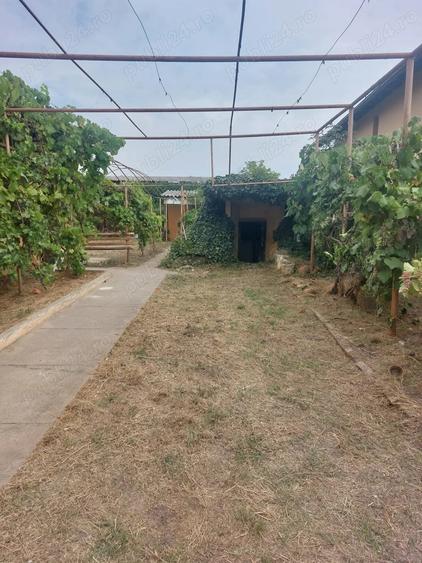 Casă cu 3 camere cu Teren 570 Mp în Biled