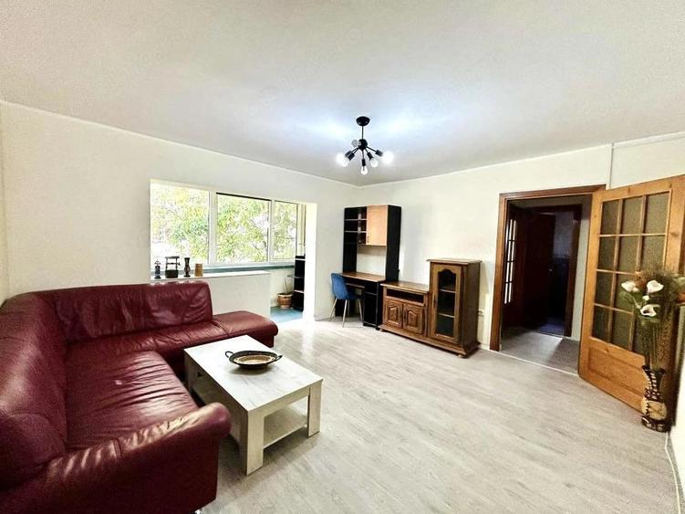 Apartament 3 camere, 64 mp utili, etaj 4 - Zona Complexului - 1