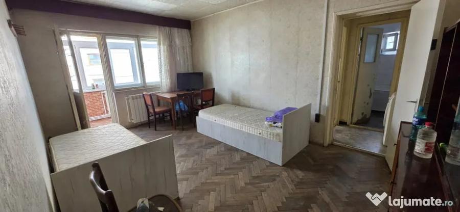 Apartament cu 2 camere decomandat în Ultracentral