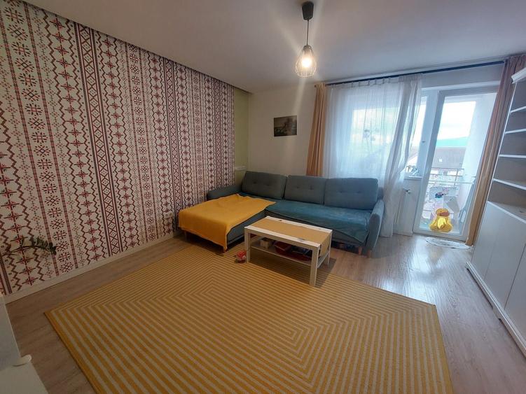 Apartament cu 2 camere decomandat în Turnișor