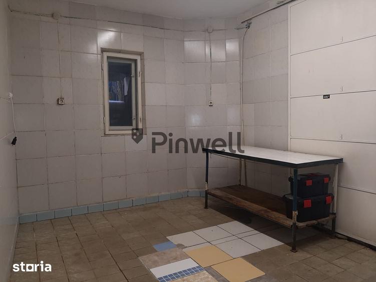 Spațiu comercial, de 60 mp, în Andronache