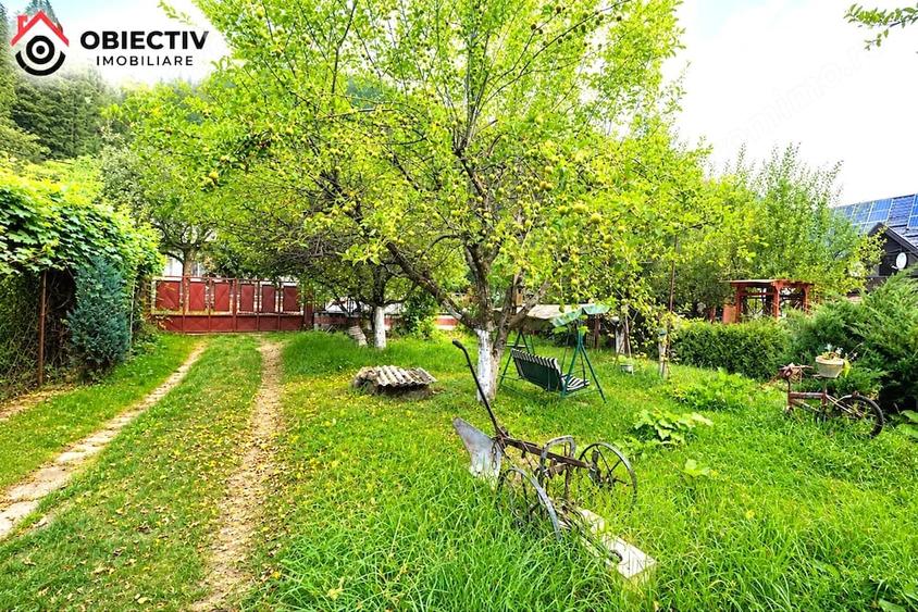 Casă cu 5 camere cu Teren 1477 Mp în Schitu Tarcău