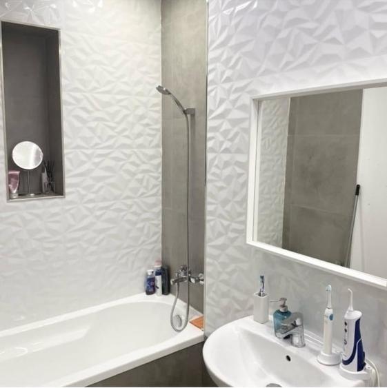 Apartament cu 3 camere decomandat, mobilat în Pipera