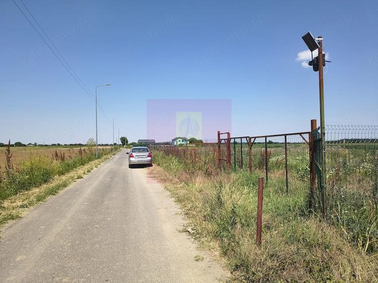 Teren de 582 mp, în Copăceni