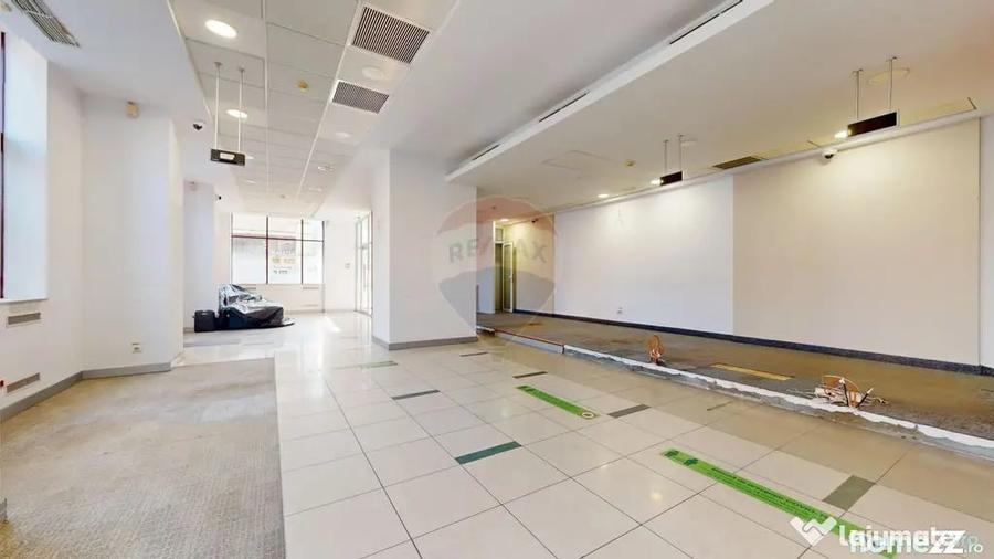 Spațiu comercial, de 250 mp, în Ultracentral