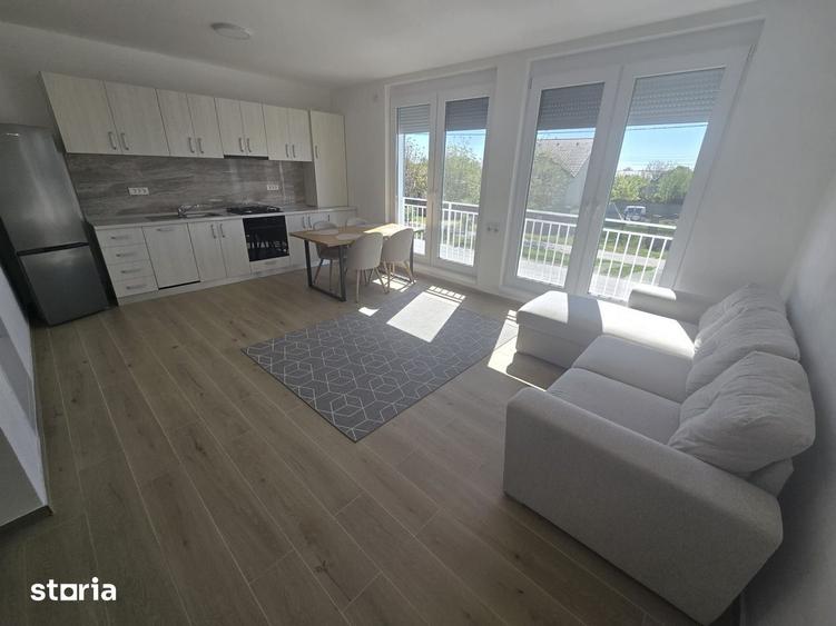 Apartament cu 3 camere, mobilat în Moșnița Nouă
