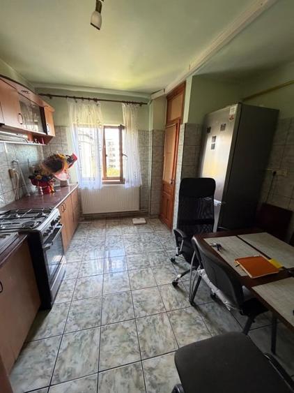 Apartament cu 2 camere decomandat, mobilat în Brazda lui Novac