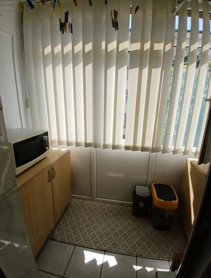 Apartament cu 2 camere decomandat în Micro 8