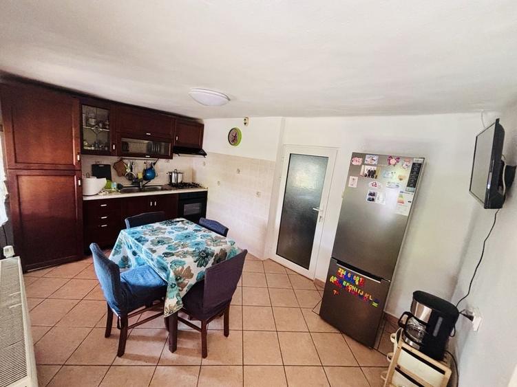 Casă cu 4 camere în Macea