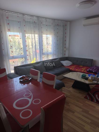 Vand apartament 3 camere direct proprietar