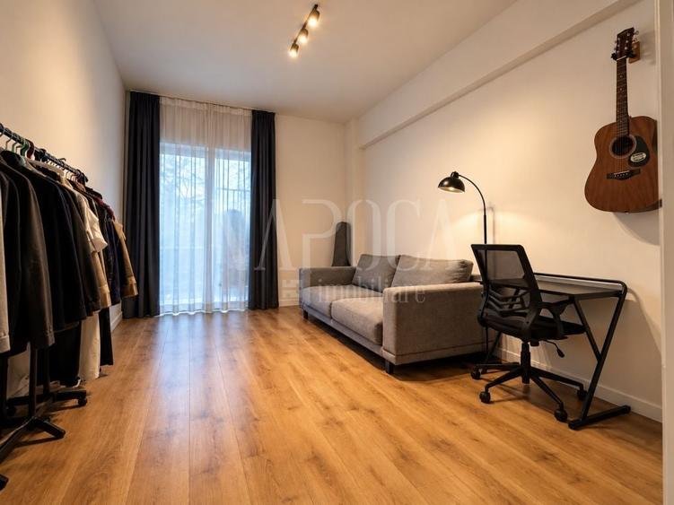 Apartament cu 3 camere semidecomandat în Mărăști