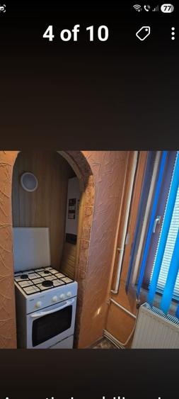Apartament cu 3 camere decomandat în Est