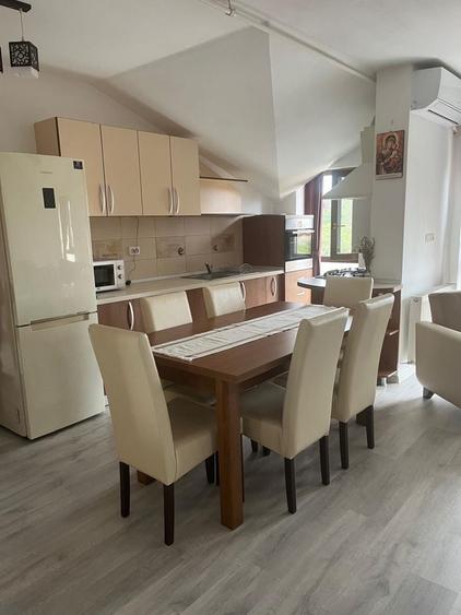 Apartament cu 3 camere decomandat în Iosia