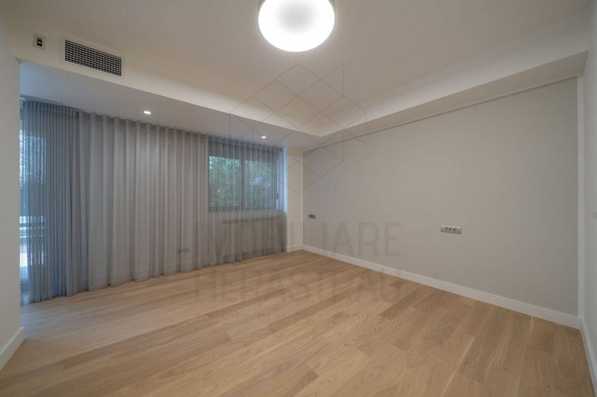 Apartament cu 4 camere decomandat, mobilat în Herăstrău
