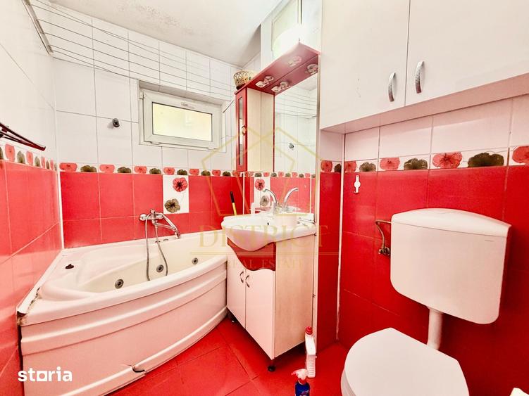 Apartament cu 2 camere semidecomandat în Complex Studențesc
