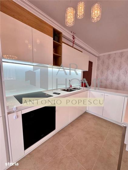 Apartament cu 3 camere decomandat în Central