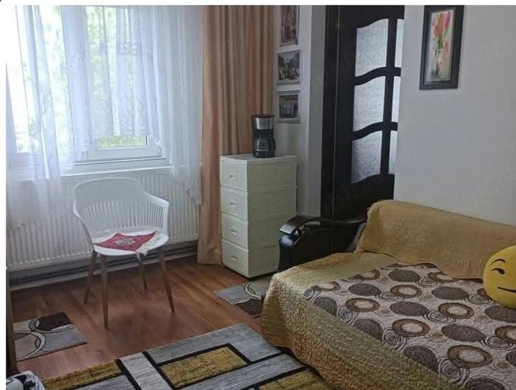 Apartament cu 2 camere nedecomandat în Bughea de Sus