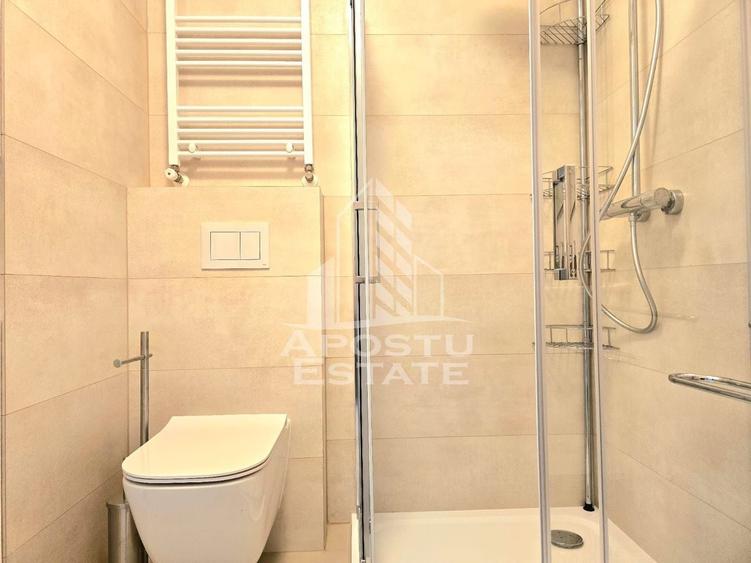 Apartament cu 2 camere semidecomandat, mobilat în Ultracentral