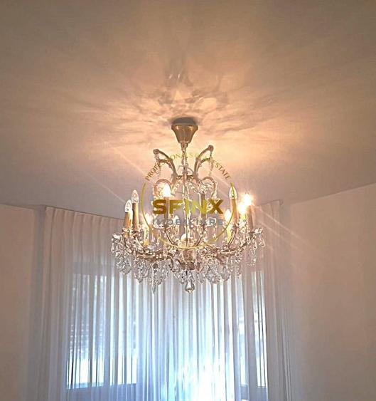 Duplex cu 7 camere cu Canalizare în Parcul Circului