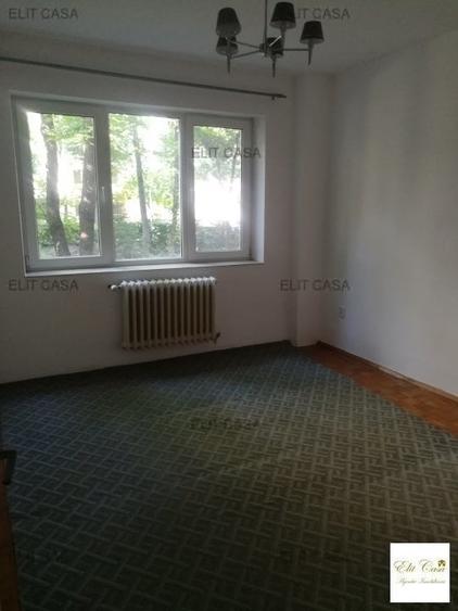 Apartament cu 3 camere decomandat, mobilat în Tătărași