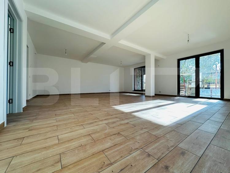 Duplex cu 5 camere cu Canalizare în Ghimbav