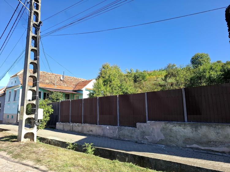 Casă cu 2 camere în Buzd