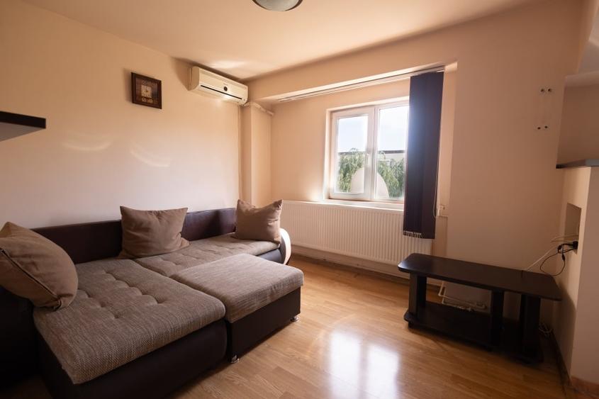Apartament cu 2 camere decomandat în Dâmbovița