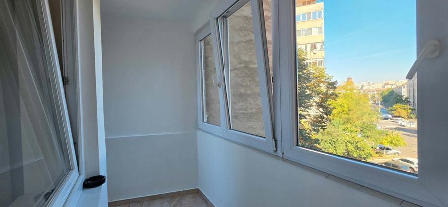 Apartament cu 2 camere decomandat în Decebal