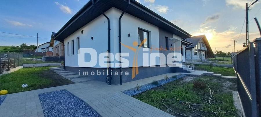 Casă cu 4 camere cu Teren 498 Mp în Miroslava