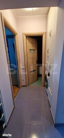 Apartament cu 3 camere decomandat în Micro 1