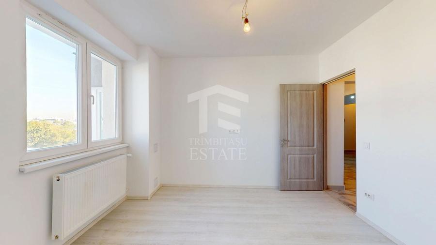Apartament cu 3 camere decomandat în Drumul Taberei