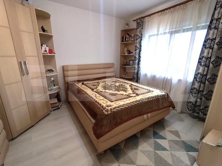 Casă individuală cu 4 camere cu Canalizare în Valea Ursului