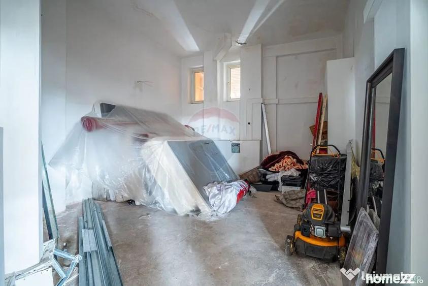 Spațiu comercial, de 210 mp, în Silva