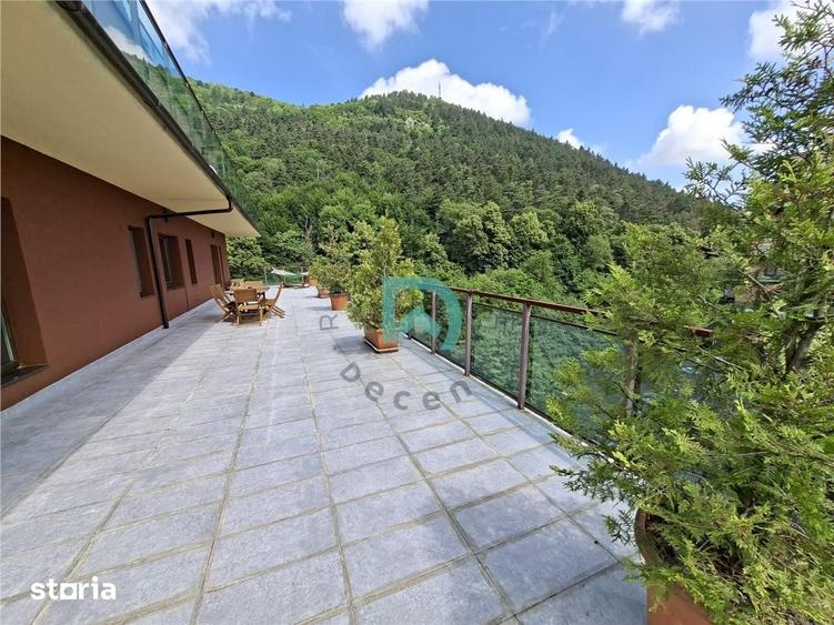 Apartament cu 3 camere în Valea Cetății