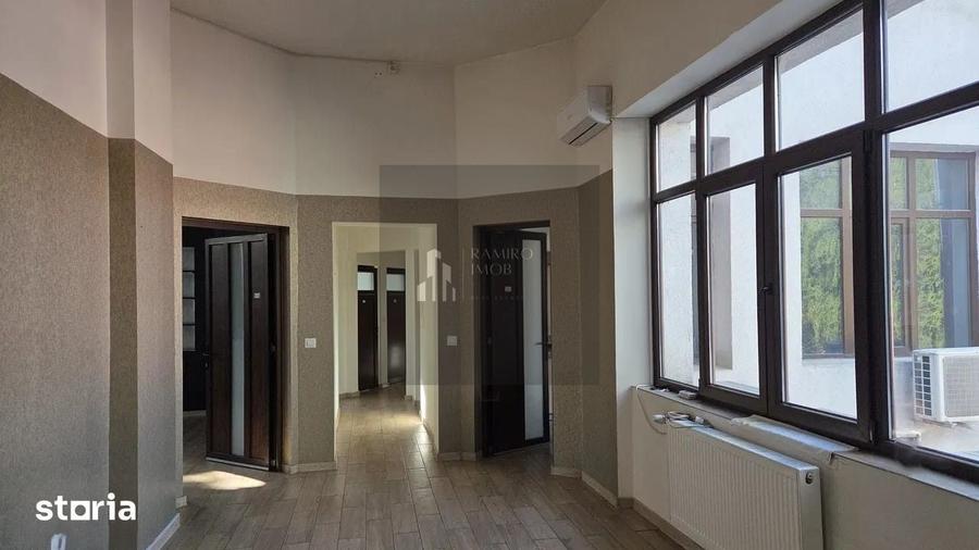 Spațiu comercial, de 1,020 mp, în Centrul Civic