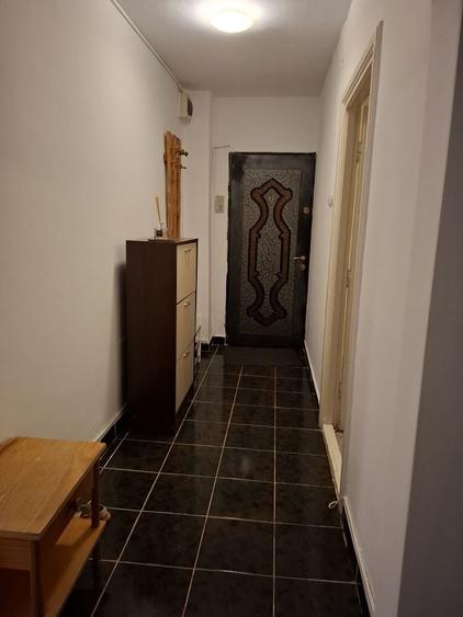Apartament 2 camere decomandat, zona Lipovei Direct de la proprietar! - 1