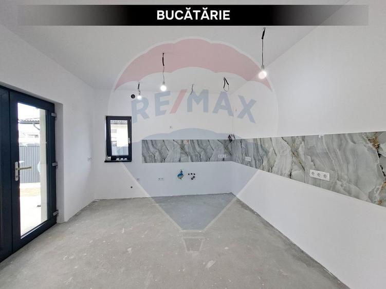 Casă individuală cu 3 camere cu Teren 500 Mp în Satu Nou de Jos