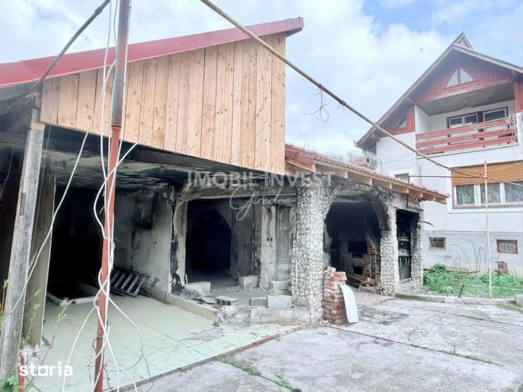 Casa individuala D+P+M, 4 camere, teren 1400 mp, curte generoasa,Cetea - 12