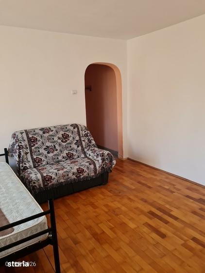 Apartament cu 2 camere nedecomandat în Central