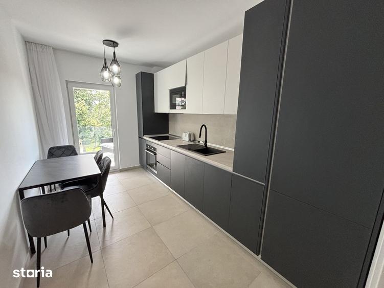 Apartament cu 3 camere decomandat în Colentina