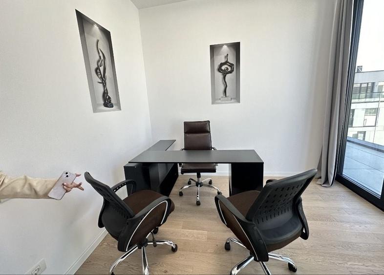 Apartament cu 4 camere în Herăstrău