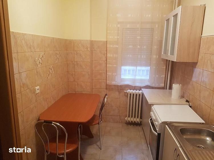 Apartament cu 2 camere, mobilat în Torontalului