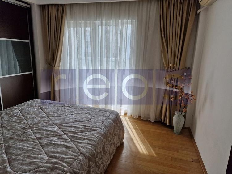 Apartament cu 4 camere în Unirii