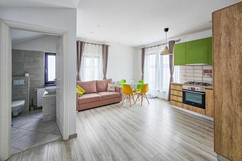 Apartament cu 2 camere semidecomandat în Tractorul