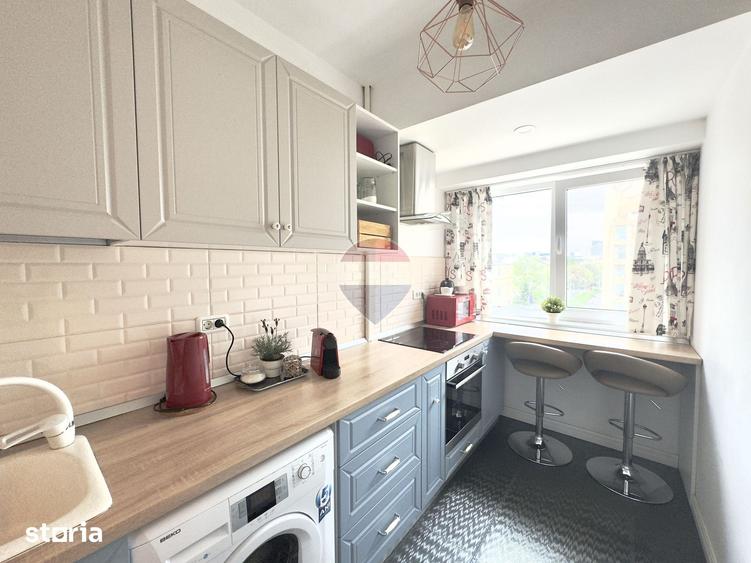 Apartament cu 3 camere în Victoriei
