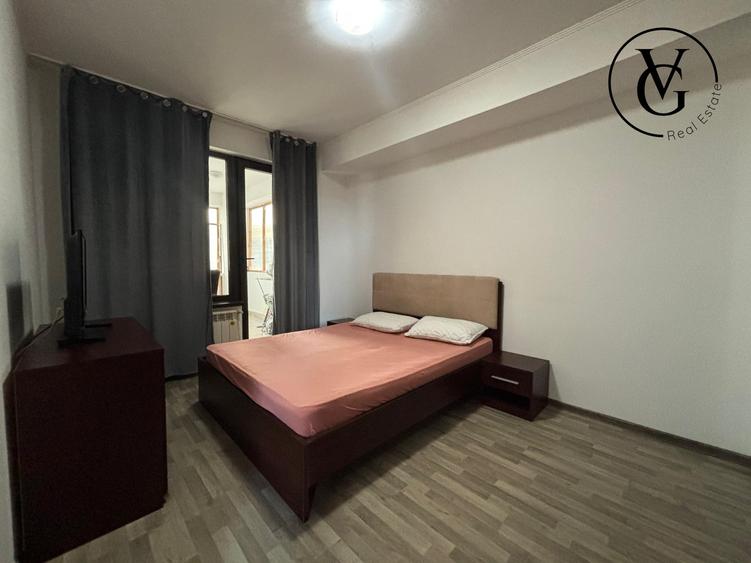 Apartament cu 3 camere decomandat, mobilat în Balada