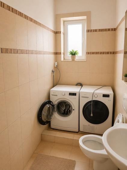 Apartament cu 3 camere decomandat în Ștrand