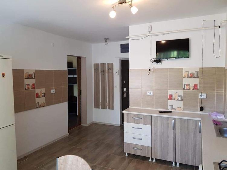 Apartament cu 2 camere semidecomandat în Țiglina 2