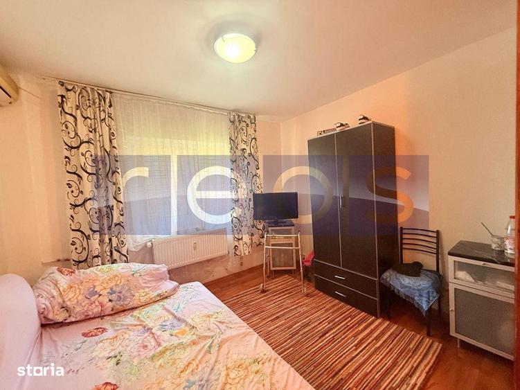 Apartament cu 4 camere decomandat în Rahova